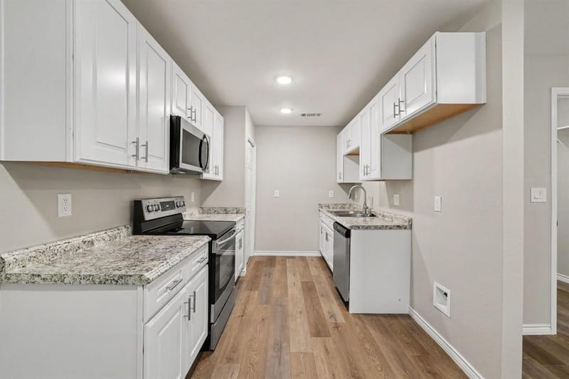 3001 Harvard Street N, Irving TX 75062 - Photo 10