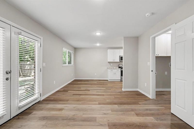 3001 Harvard Street N, Irving TX 75062 - Photo 8