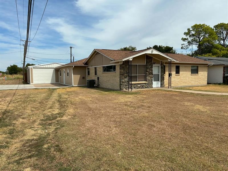 3701 Bluebell Drive, Everman TX 76140