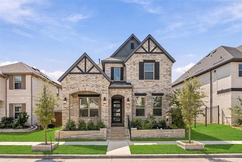 1434 Cypress Thorn Drive, Arlington TX 76005 - Photo 3
