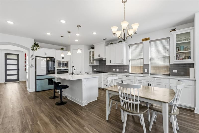 1434 Cypress Thorn Drive, Arlington TX 76005 - Photo 8