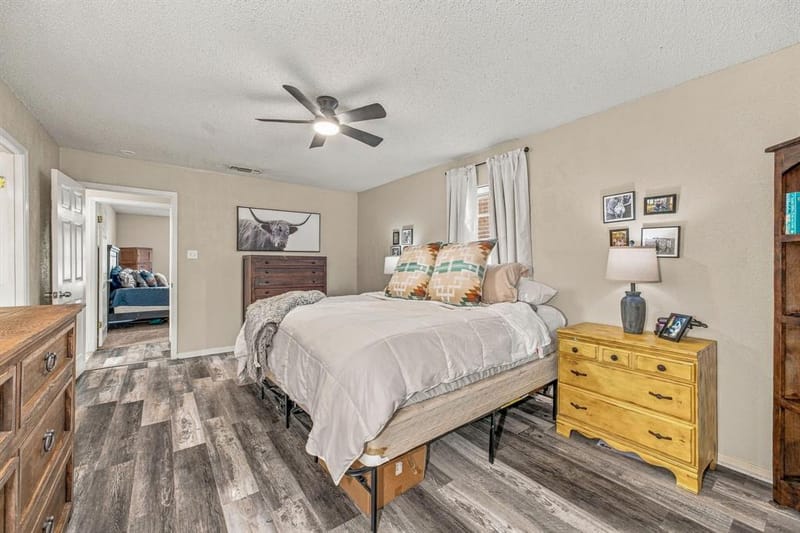 1190 N Charlotte Avenue, Stephenville TX 76401 - Photo 17