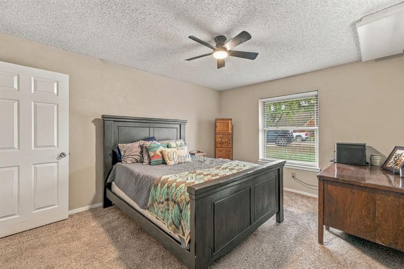 1190 N Charlotte Avenue, Stephenville TX 76401 - Photo 22