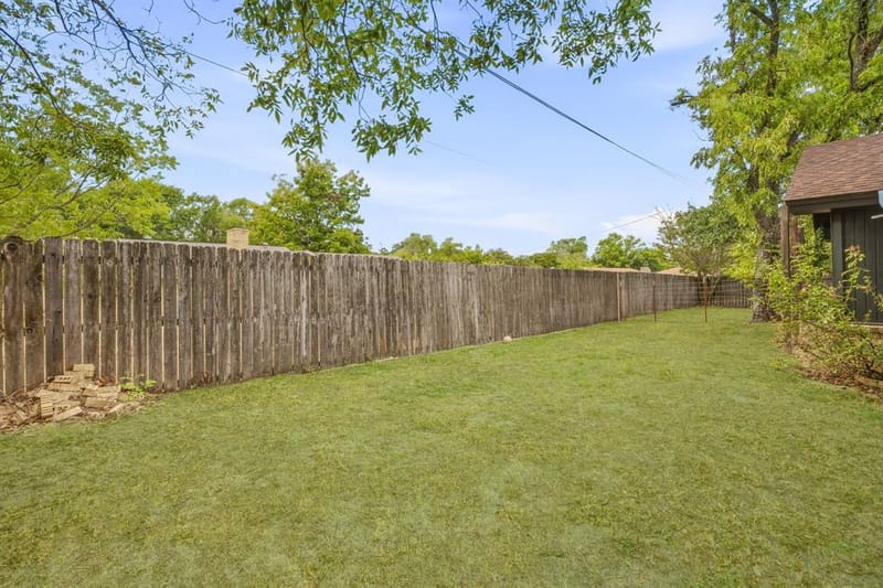 1190 N Charlotte Avenue, Stephenville TX 76401 - Photo 32