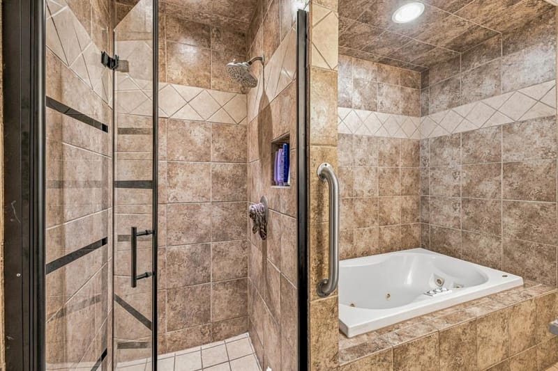 1190 N Charlotte Avenue, Stephenville TX 76401 - Photo 20