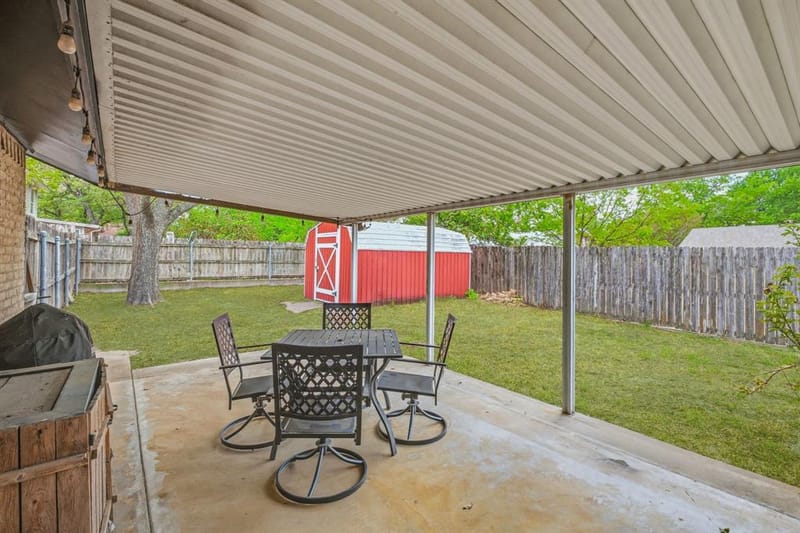 1190 N Charlotte Avenue, Stephenville TX 76401 - Photo 30