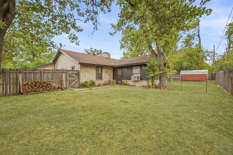 1190 N Charlotte Avenue, Stephenville TX 76401 - Photo 35