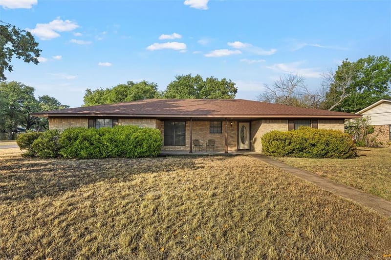 400 N Walnut Street, Waco TX 76705 - Photo 2
