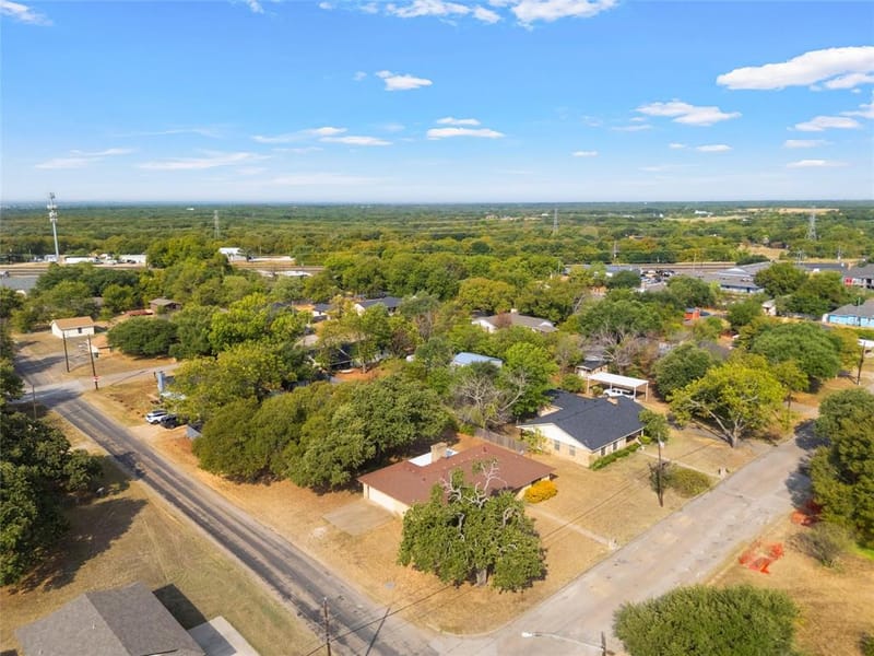 400 N Walnut Street, Waco TX 76705 - Photo 36