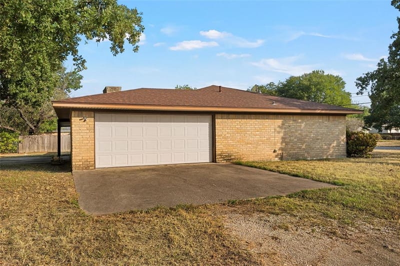 400 N Walnut Street, Waco TX 76705 - Photo 32
