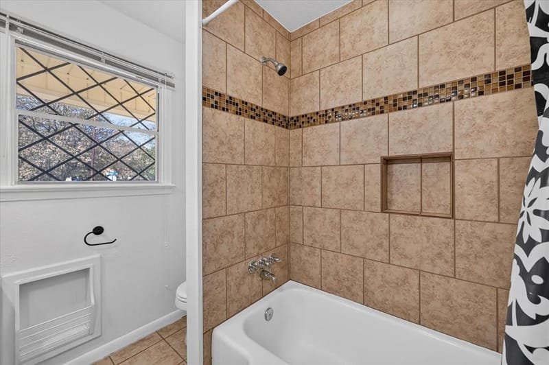 5008 Monna Street, Haltom City TX 76117 - Photo 16