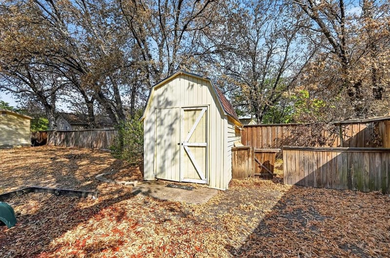 5008 Monna Street, Haltom City TX 76117 - Photo 24