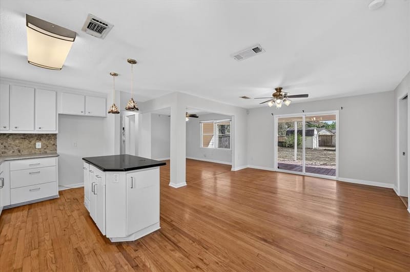 5008 Monna Street, Haltom City TX 76117 - Photo 8