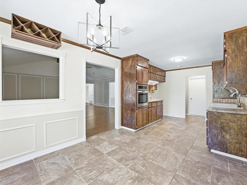 708 NW Sandra Lane, Burleson TX 76028 - Photo 17