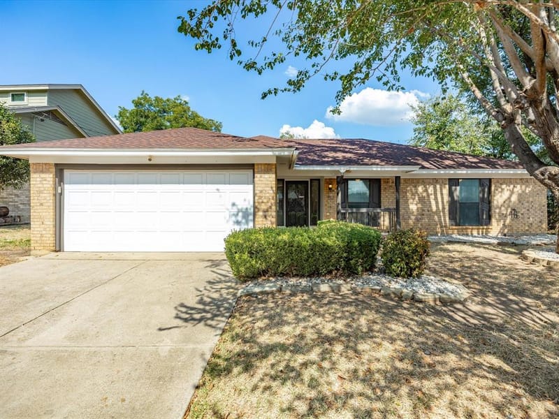 708 NW Sandra Lane, Burleson TX 76028 - Photo 40