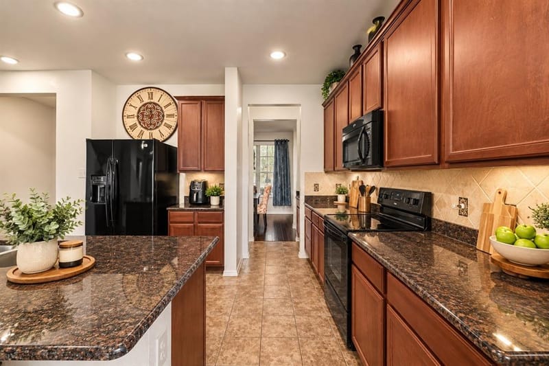 3428 Oceanview Drive, Denton TX 76208 - Photo 4