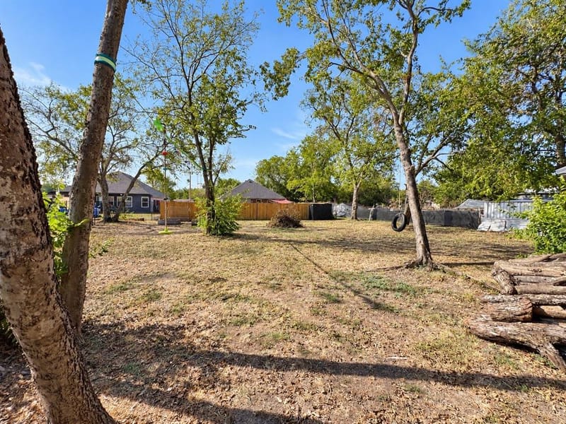 100 Elm Street, Lone Oak TX 75453 - Photo 25