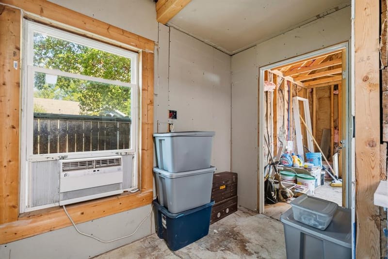 925 E Walnut Street, Hillsboro TX 76645 - Photo 13