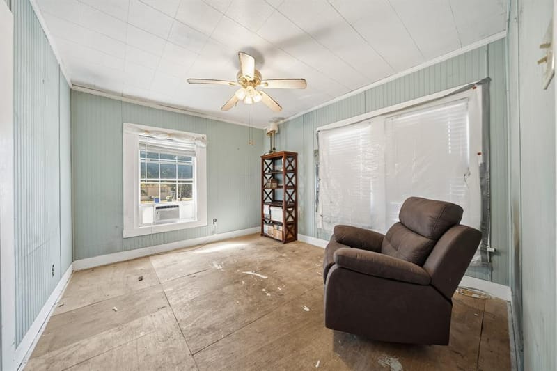 925 E Walnut Street, Hillsboro TX 76645 - Photo 9