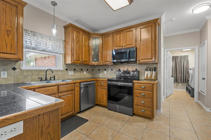 10617 Aquilla Trail, Waco TX 76708 - Photo 6