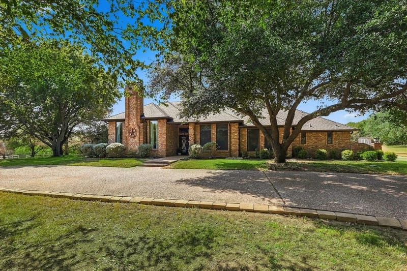 3801 Post Oak Road, Flower Mound TX 75022 - Photo 2