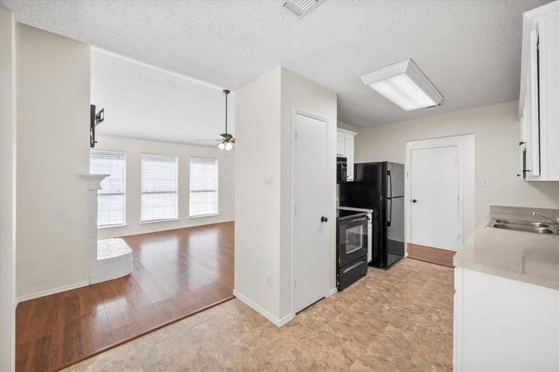 1124 Margie Street, Burleson TX 76028 - Photo 8