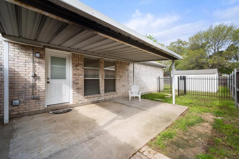 1124 Margie Street, Burleson TX 76028 - Photo 21