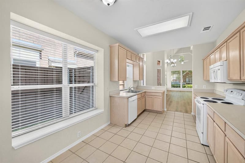 6883 Winston Drive, Frisco TX 75035 - Photo 17