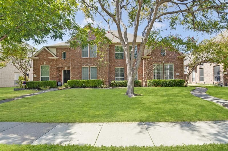 6883 Winston Drive, Frisco TX 75035