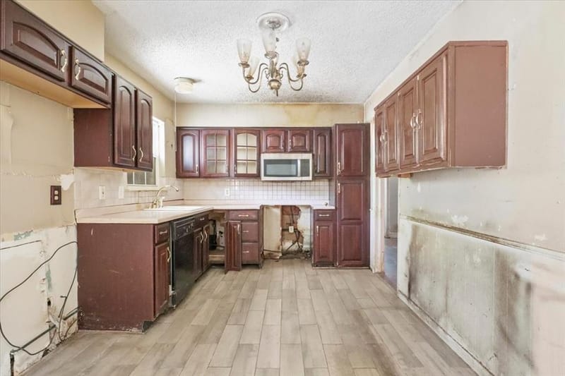 3749 Nabholtz Lane, Mesquite TX 75150 - Photo 8