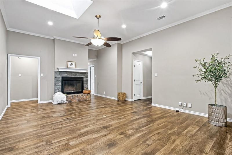 2708 Citadel Drive, Arlington TX 76012 - Photo 6