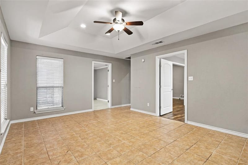 2708 Citadel Drive, Arlington TX 76012 - Photo 11