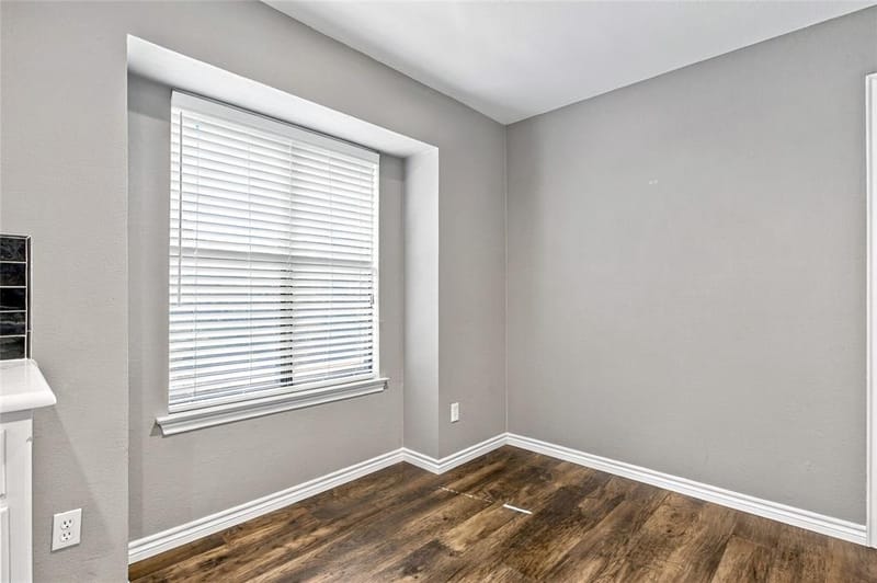 2708 Citadel Drive, Arlington TX 76012 - Photo 8