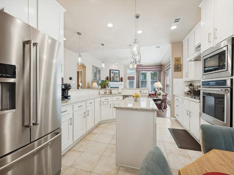 9124 Chardin Park Drive, Fort Worth TX 76244 - Photo 7