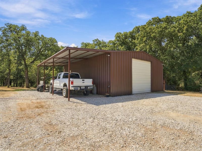 2525 Preskitt Road, Decatur TX 76234 - Photo 32