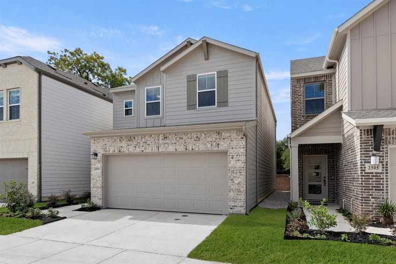 2509 Lost Maples Lane, Dallas TX 75228 - Photo 3