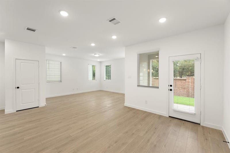 2509 Lost Maples Lane, Dallas TX 75228 - Photo 9
