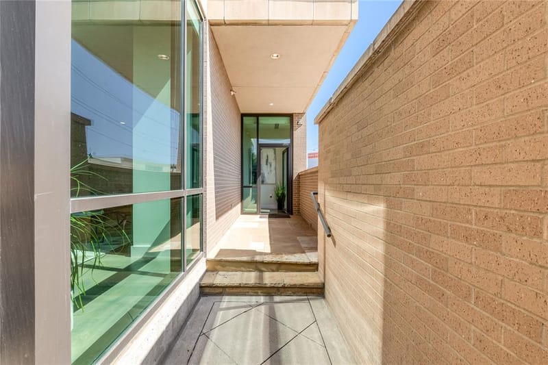 5656 N Central Expressway # 103, Dallas TX 75206 - Photo 2
