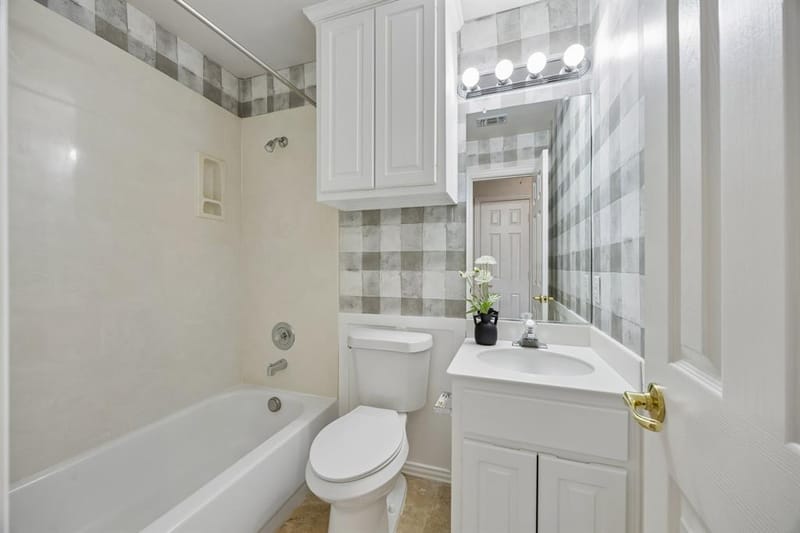 1106 Hills Creek Drive, McKinney TX 75072 - Photo 27