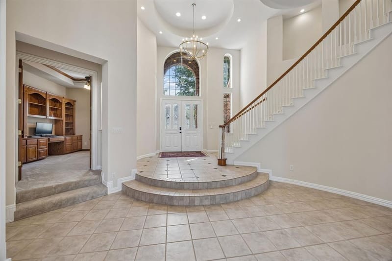 1106 Hills Creek Drive, McKinney TX 75072 - Photo 5