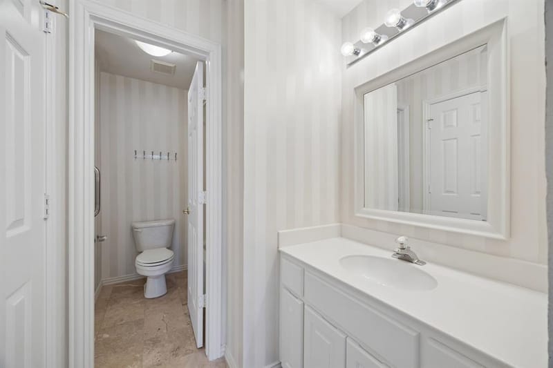 1106 Hills Creek Drive, McKinney TX 75072 - Photo 31