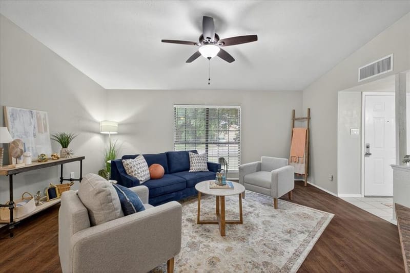 6506 Blackberry Drive, Arlington TX 76016 - Photo 7