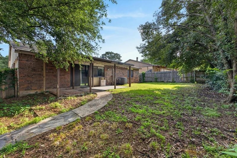 6506 Blackberry Drive, Arlington TX 76016 - Photo 32