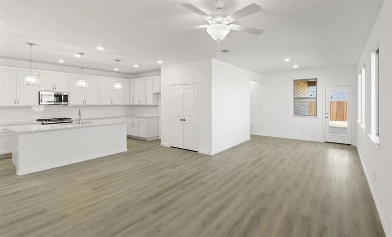 3648 Castle Drive, Celina TX 75009 - Photo 5