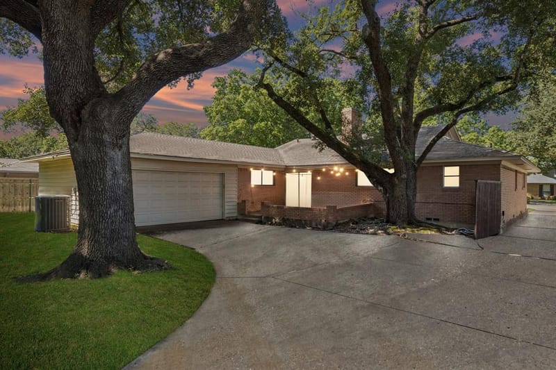7066 Arboreal Drive, Dallas TX 75231 - Photo 29