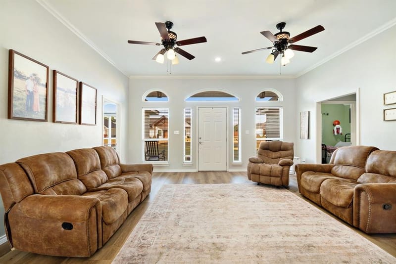 720 Daniel Street, Blossom TX 75416 - Photo 6