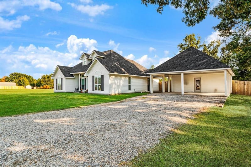 720 Daniel Street, Blossom TX 75416 - Photo 3