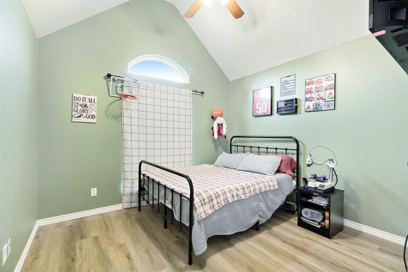720 Daniel Street, Blossom TX 75416 - Photo 14