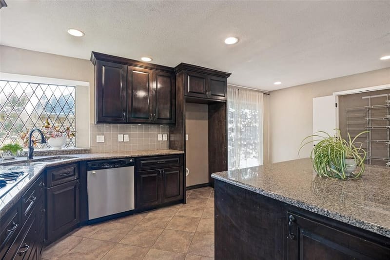 2504 Evans Drive, Plano TX 75075 - Photo 14