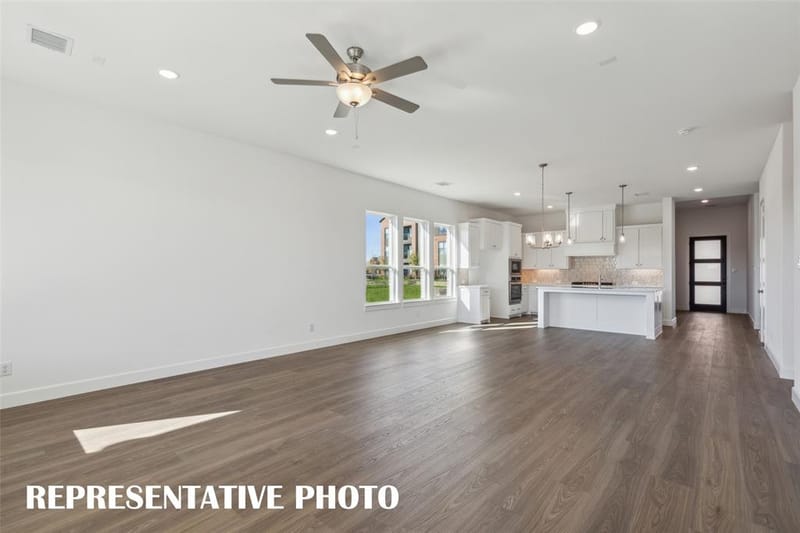 5351 Roselyn Way, McKinney TX 75070 - Photo 9
